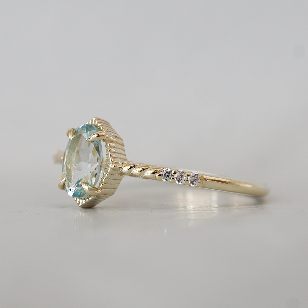 14kt Ocean Whisper Aquamarine Oval Ring