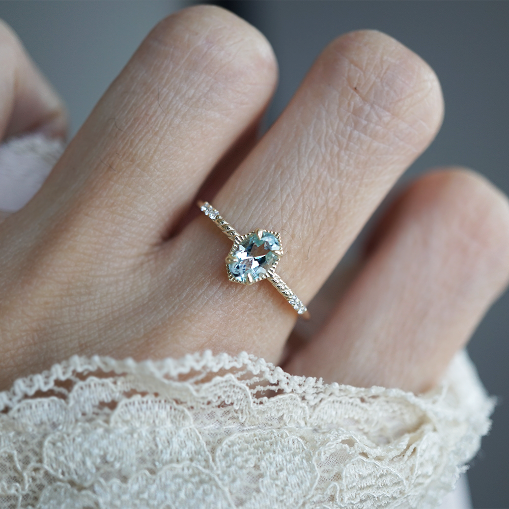 14kt Ocean Whisper Aquamarine Oval Ring