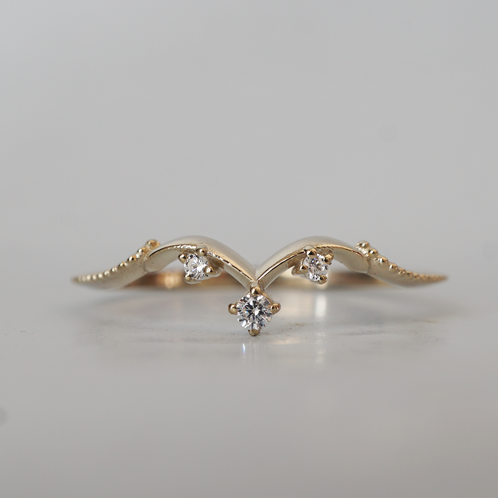 Eclipse Diamond Ring