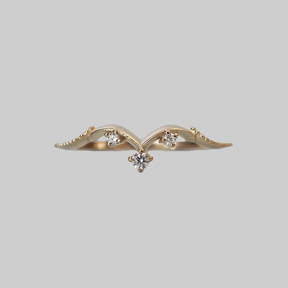 Eclipse Diamond Ring