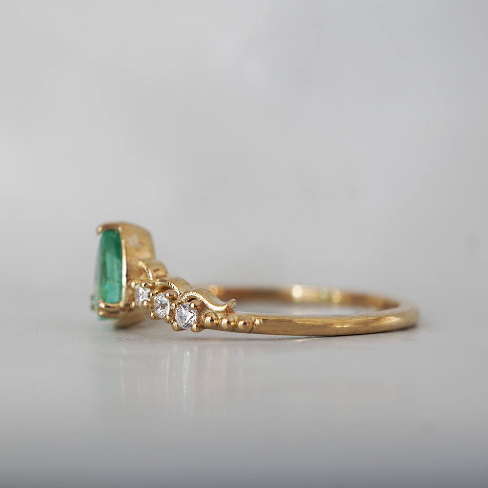 Pear Emerald Serephina Ring