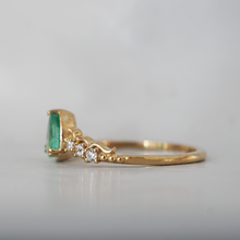 Load image into Gallery viewer, Pear Emerald Serephina Ring
