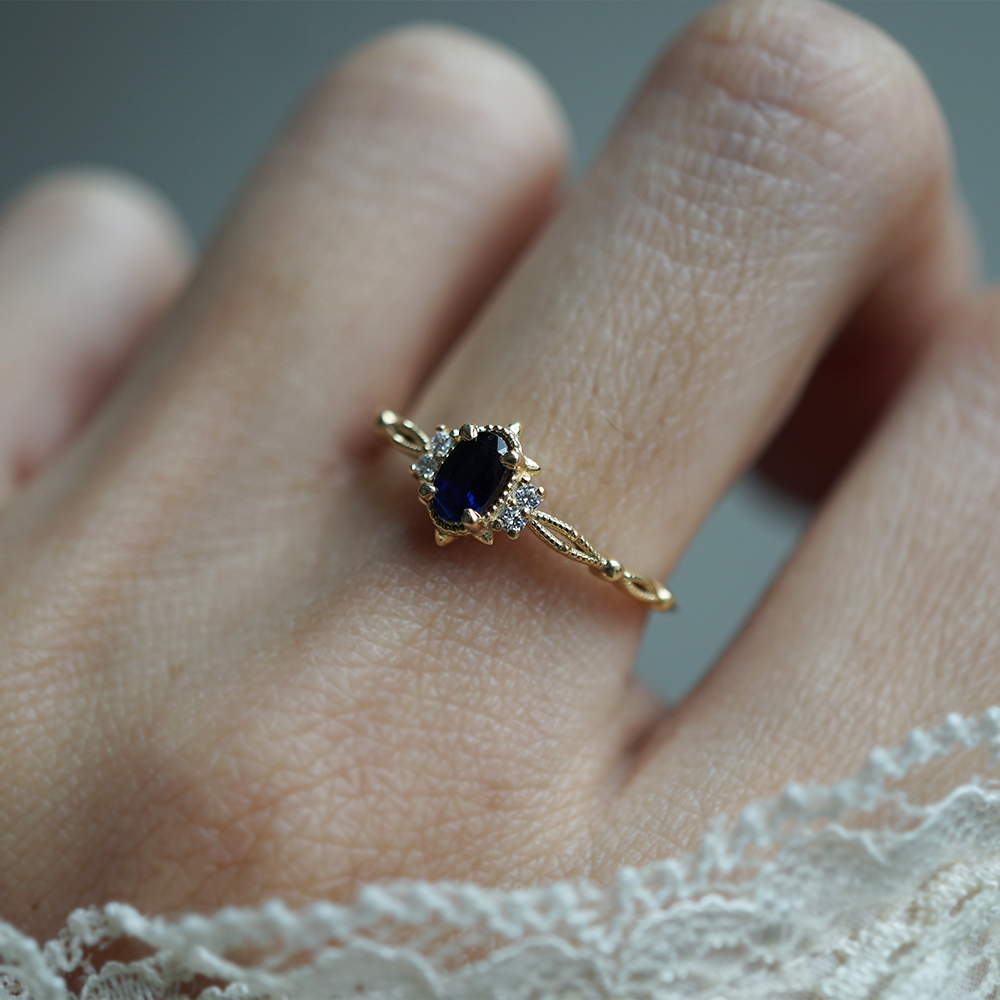 14kt Mystic Dawn Oval Blue Sapphire RIng