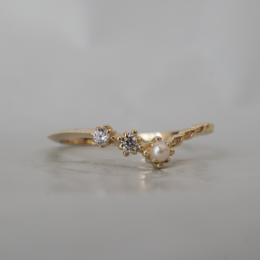 Swan Lake Pearl Ring