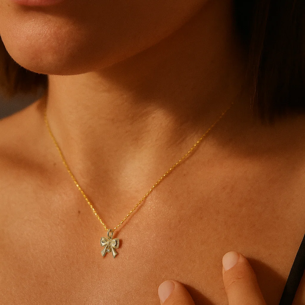 Ribbon Dangly Diamond Charm