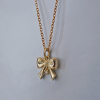 Ribbon Dangly Diamond Charm