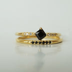 Black Queen Ring Set