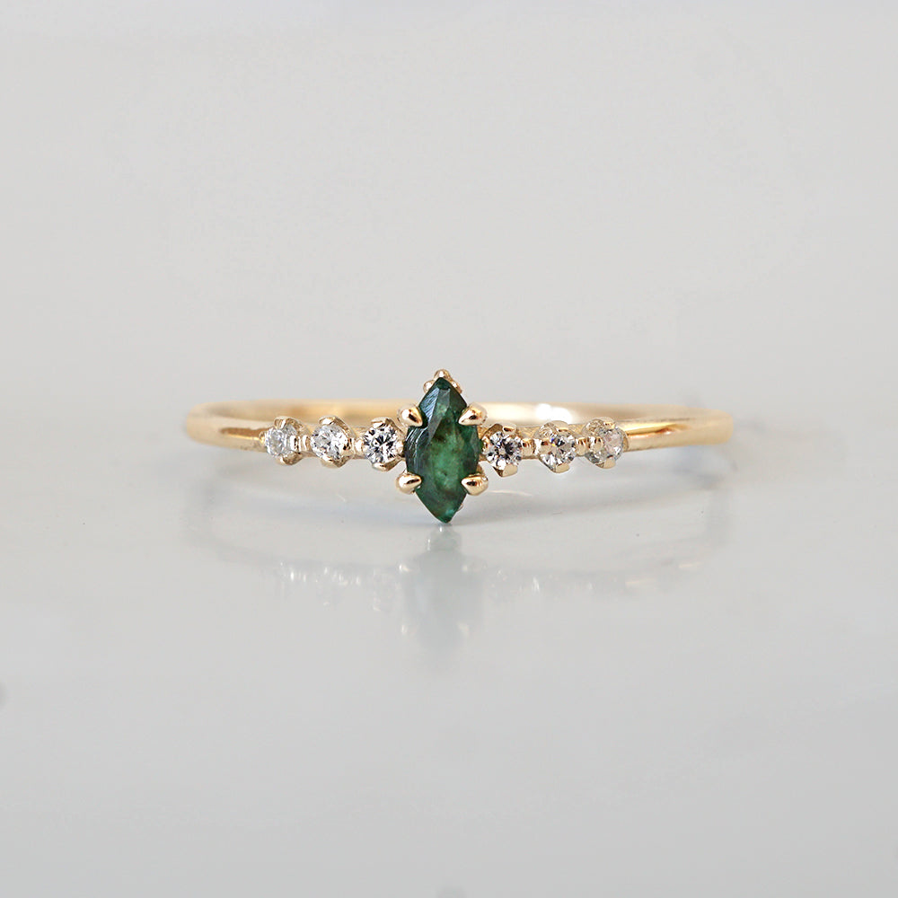 14kt Emerald Marquise Lover Ring