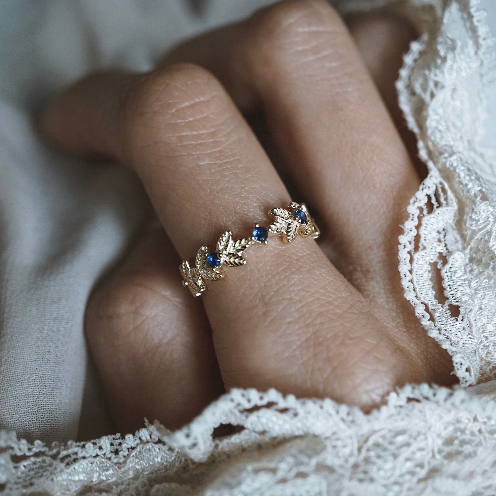 Wreath Sapphire Ring