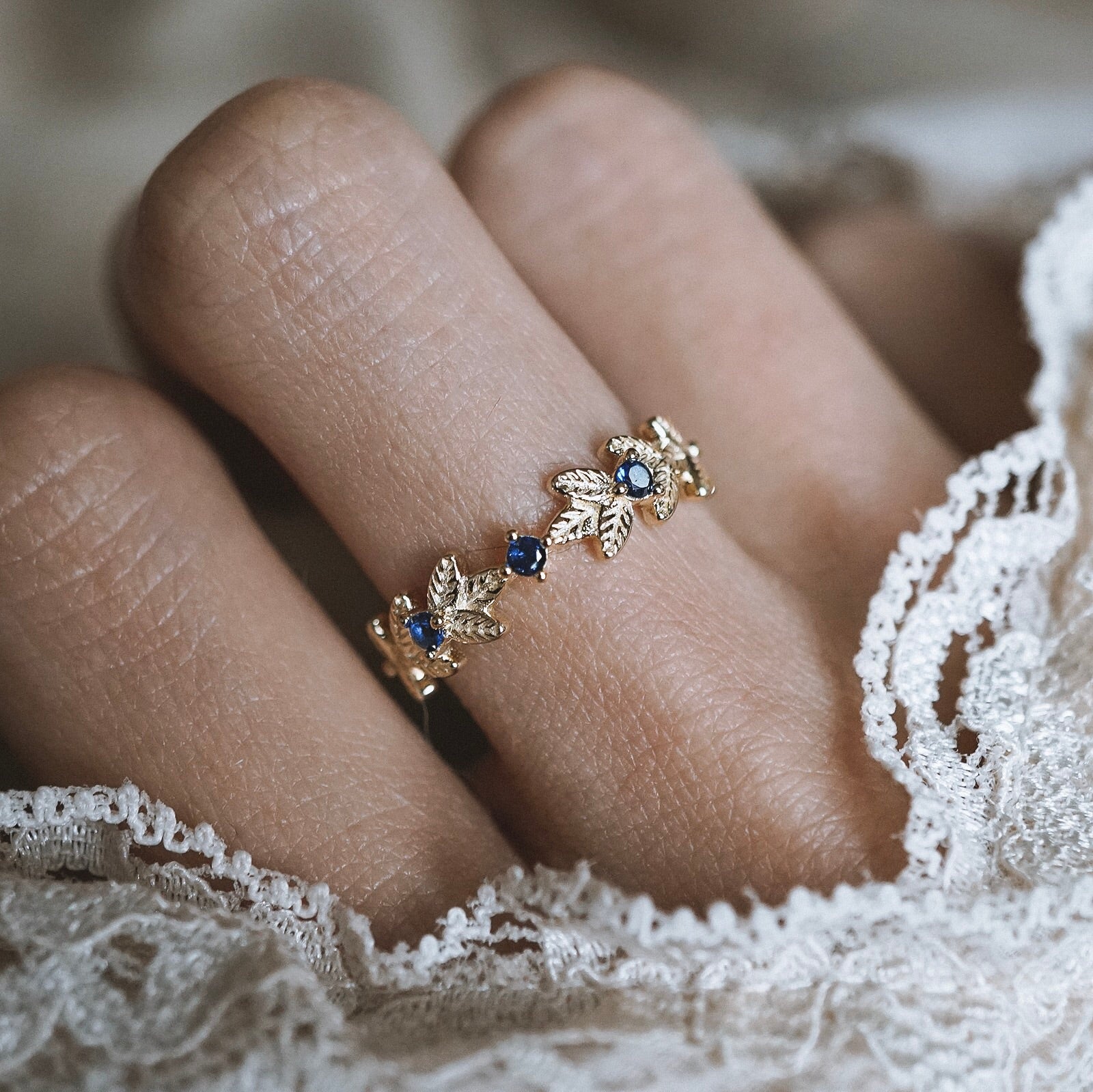 Wreath Sapphire Ring