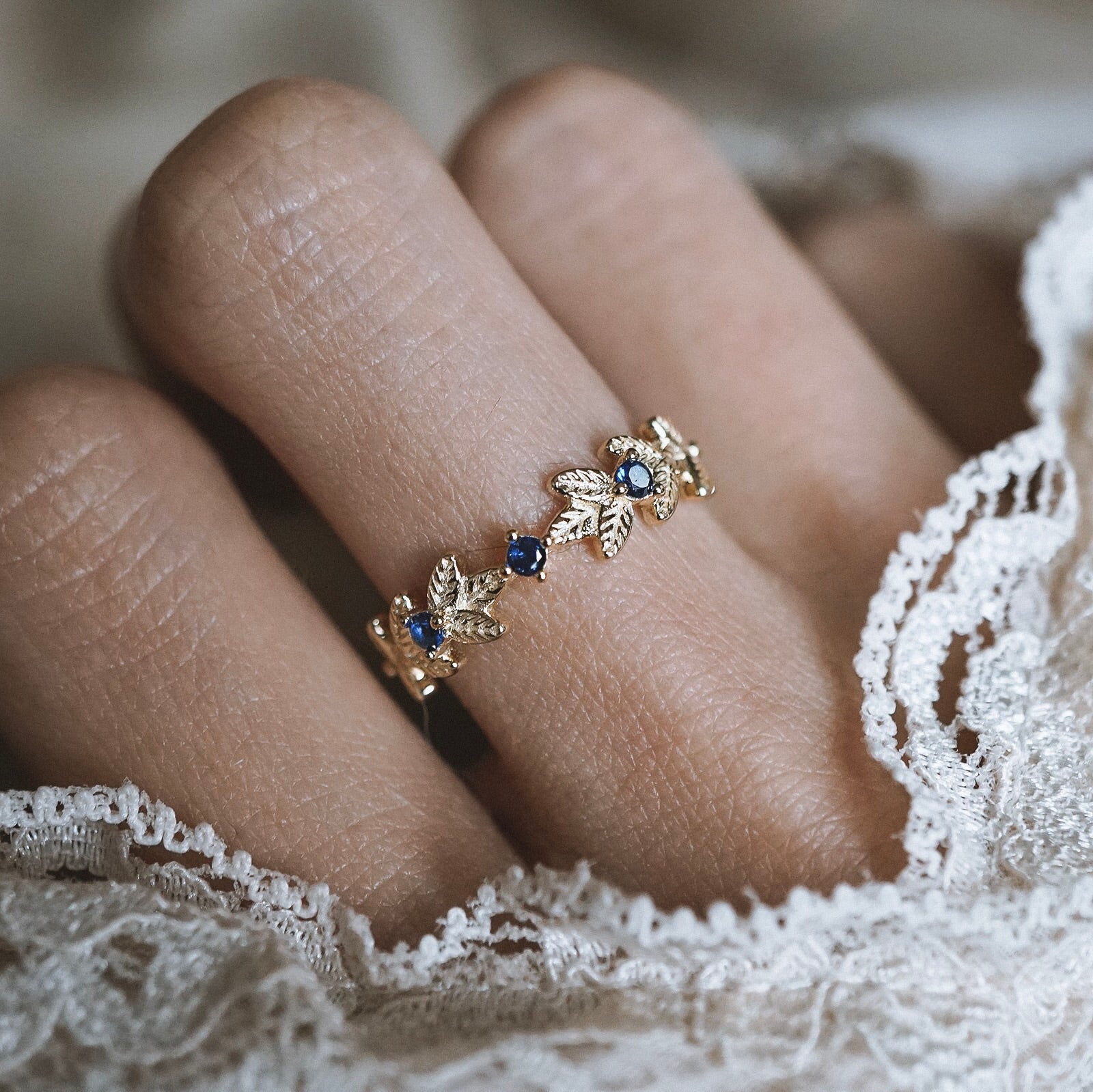 Wreath Sapphire Ring