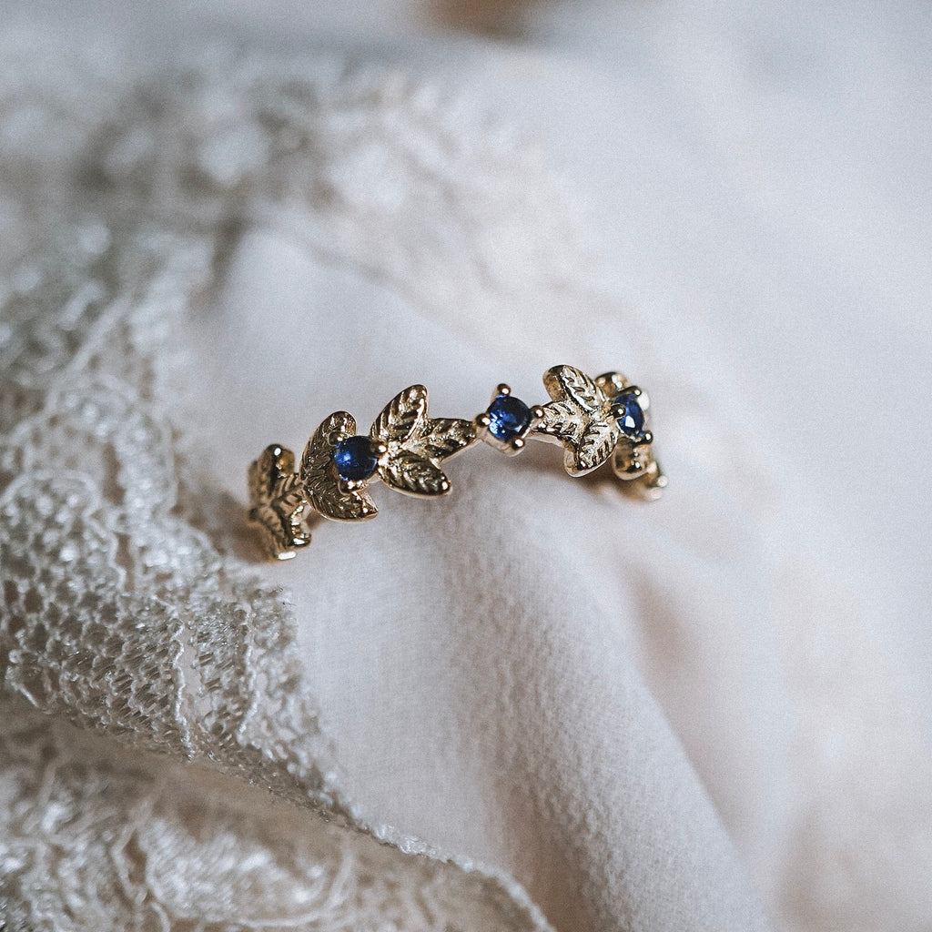 Wreath Sapphire Ring