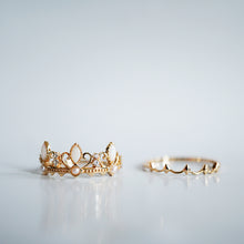 Load image into Gallery viewer, Opal and Pearl Ring Set
